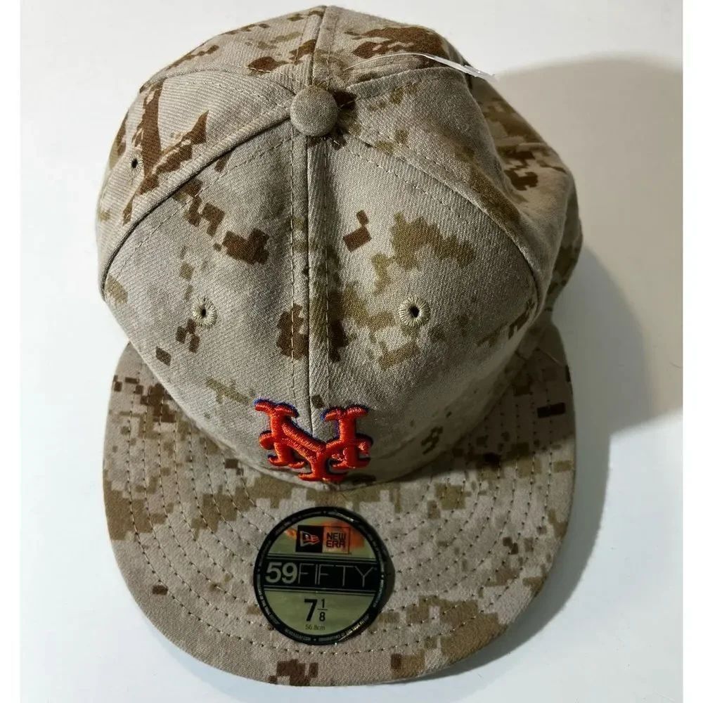 NY Mets camo print fitted hat